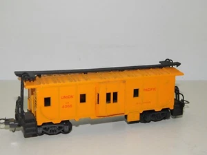 VINTAGE LIMA, N SCALE 3123, BW CABOOSE, Union Pacific UP . 4066 - Picture 1 of 8