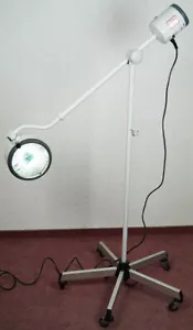 Martin C-200 CHROMOPHARE Untersuchungsleuchte OP Lampe Leuchte Diagnostiklampe . - Bild 1 von 12