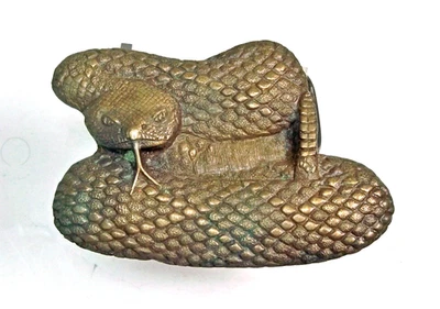 Hebilla de cinturón con figura de serpiente de cascabel deslizante 1976 ~ Bergamota latón funciona EE. UU. Foto 1 de 4