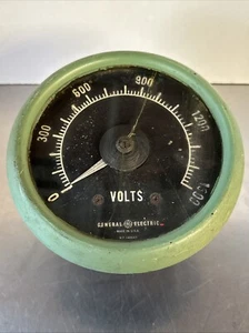 GE Train Locomotive Railroad General Electric GM Voltmeter 0-1500 Volt Gauge - Picture 1 of 13