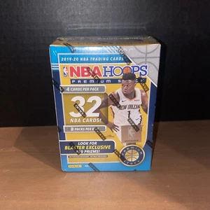 Panini NBA Reifen Premium Stock 2019-20 Booster Box, rote Preise (32 Karten) - Bild 1 von 2