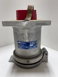 Cooper Crouse-Hinds Arktite Model # AR1042 3W 4P GENERATOR RECEPTACLE - Picture 1 of 7
