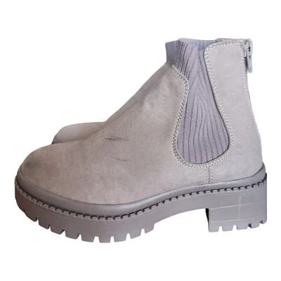 Steve Madden Kids Hazzel Pullon Zip Chelsea Boots size 3 Taupe - Image 1 of 4