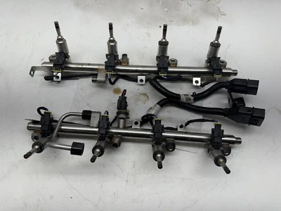 Riel inyector de combustible izquierdo derecho OEM GENESIS G90 2017-2019 5,0 L V8 CON INYECTORES Foto 1 de 4