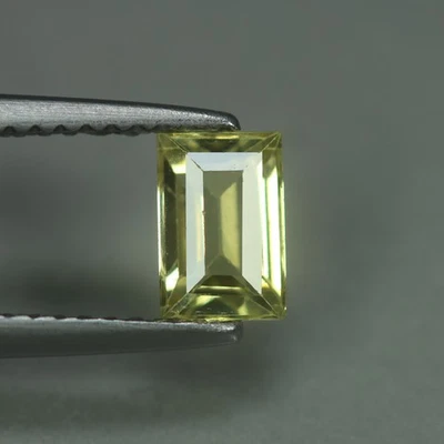 0.85 Cts_Ravishing !! Best Color_100 % Natural Unheated Chrysoberyl_Srilanka - Image 1 of 3