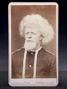 VERY RARE CIRCUS CDV - A WONDERFUL ALBINO GENTLEMAN TAKEN BY CHARLES EISENMANN - Picture 1 of 2