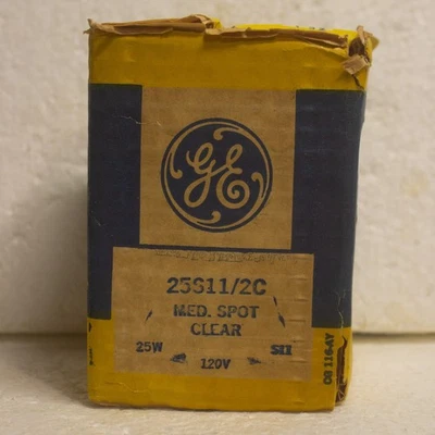 Vintage Lot of 4 GE 25S11/2C Clear Spot Bulbs / 25W 120V - Image 1 of 4