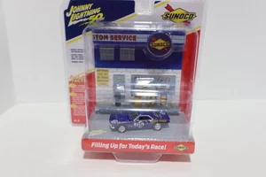 1967 '67 CHEVY CAMARO SUNOCO GAS STATION DIORAMA JOHNNY LIGHTNING 2019 - Picture 1 of 2