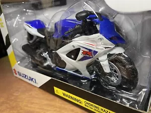 NewRay 1:12 Die Cast Suzuki GSX-R1000 Motorcycle 2008 Sport Bike Diecast - Picture 1 of 10