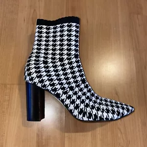 Charles David Boots Banker Black White Houndstooth Sock Ankle Mid Calf- 6.5 NEW - Picture 1 of 9