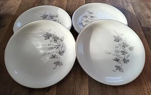 Lotto di 4 piatti insalata vintage porcellana Noritake Cina edera fascia platino - Foto 1 di 7