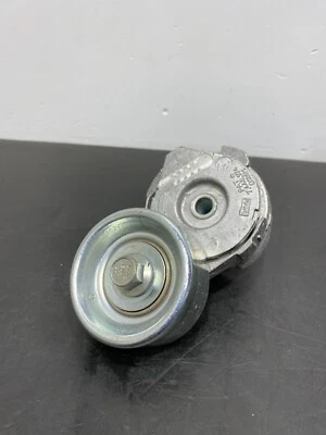 FORD MUSTANG GT 2024 OEM TENSOR DE CORREA SERPENTINA CON POLEA USADO Foto 1 de 4