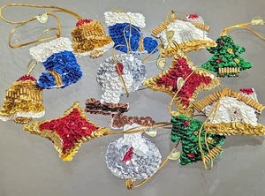 12 Stück unbenutzt 90er Vintage Pailletten Perlen rote Sterne Weihnachtsschmuck handgefertigt  - Bild 1 von 9