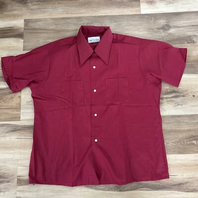 Vintage Van Heusen Shirt Mens Large Atomic 60s Crimson Dagger Collar - Image 1 of 4