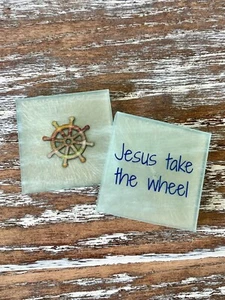 Juego de 2 posavasos de resina Jesús Take the Wheel de 2 piezas regalo de cita bíblica del Señor - Imagen 1 de 2