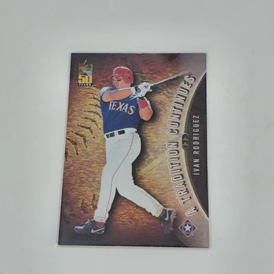 2001 Topps Ivan Rodriguez A Tradition Continues #TRC11 Texas Rangers - Image 1 of 2