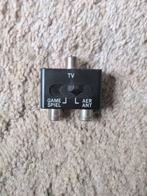RF TV Splitter Switch Box Aerial / Antenna NES SNES N64 Nintendo 64
