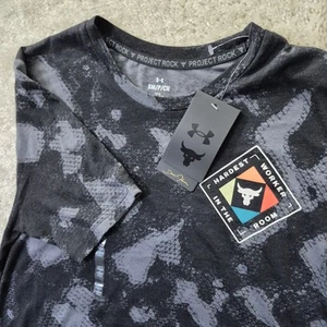 Under Armour Project Rock Shirt Mens Small Hardest Worker Black Camo Outdoor - Picture 1 of 9