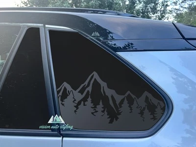 Calcomanía adhesiva negra para árbol de montaña ventana trasera Toyota Rav4 2019-2025 Foto 1 de 4