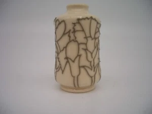 Jarrón único Tubing Master miniatura clavel Moorcroft de Emma Bossons - Imagen 1 de 11
