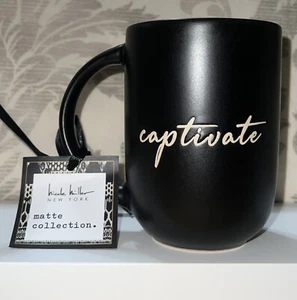 Taza de café Nicole Miller de diseñador de Nueva York, negro mate "Captivate" nueva con etiquetas - Imagen 1 de 5
