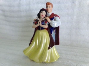 Disney Snow White & Prince Disney Park Exclusive Porcelain Figurine - Picture 1 of 8