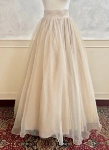 AUGUSTA JONES Maxirock gold Satin Netz breit Statement Kostüm Hochzeit 8 - Bild 1 von 8