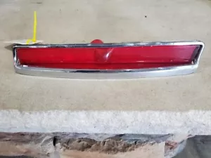 1974-1976 Cadillac Deville/Fleetwood LEFT Rear Side Marker Light, 5948207 - Foto 1 di 2