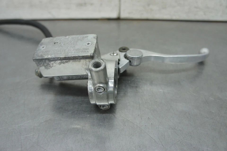 370 H SUZUKI MARAUDER VZ 800 1998 OEM FRENO DELANTERO COMPLETO Foto 1 de 4