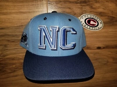 Carolina del Norte Tarheels Coliseo Atletismo De Colección Gorra Snapback Lana Bloque Logo NC Foto 1 de 4