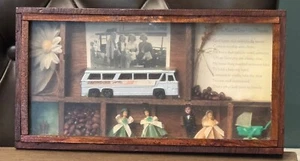 Vintage 1940s - 50s Wood Carved Folk Art Diorama Shadow Box Hand Made Friendship - Picture 1 of 20