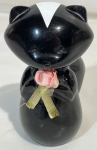 VINTAGE AVON SNIFFY SKUNK COLOGNE PERFUME EMPTY GLASS DECANTER - Picture 1 of 8