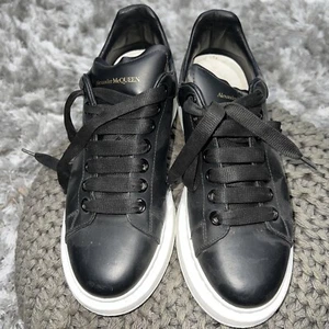 Alexander McQueen Black trainers size 5.5 39 - Picture 1 of 10