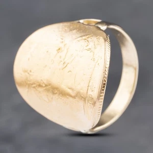 Second Hand Yellow Gold Curved Sovereign Coin Ring 41201168 - Picture 1 of 2