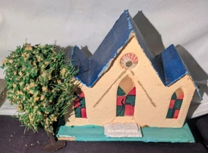 DE COLECCIÓN PUTZ Estilo NAVIDAD PUEBLO IGLESIA CASA CARTÓN JAPÓN 4.75"W x 3.5"H - Imagen 1 de 6
