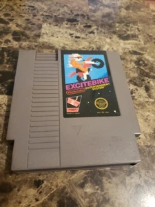 Excitebike NES Nintendo Entertainment System 1985 Tested Cleaned - Picture 1 of 4