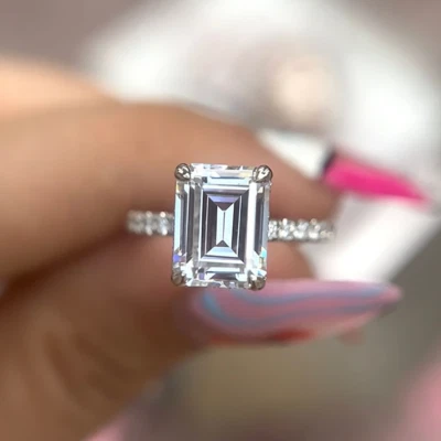 IGI Certified 1.50 Ct Lab Created Emerald Diamond Engagement Ring 14k White Gold - Image 1 of 4