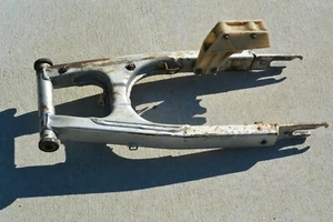 Brazo oscilante trasero y guía de cadena 6635 E5 Honda XR200R XR 200 2000-2002 - Imagen 1 de 10