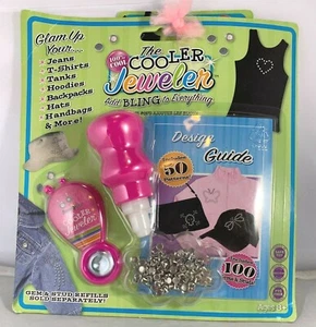THE COOLER JEWELER AÑADE BLING A TODO MÁS RELLENO - Imagen 1 de 4