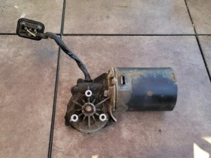 W123 Mercedes Benz OEM  Bosch Windshield Wiper Motor - Bild 1 von 3
