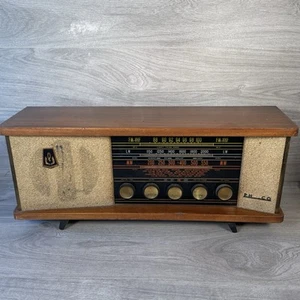 Vintage Philco Model 100 Valve Radio UNTESTED Sold as SPARES/PARTS - Picture 1 of 13