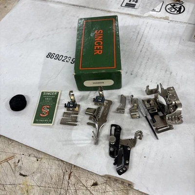 Vintage Singer  Sewing Machine Attachments Assorted in Box 160809 - Image 1 of 4