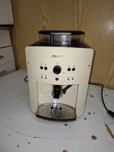 Cafetera KRUPS EA81 - Imagen 1 de 7