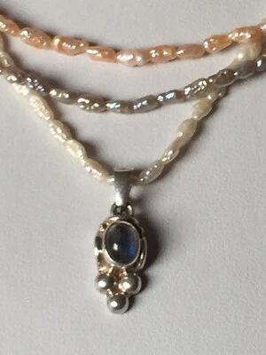 RAR! Vario Clip Anhänger 925 Mondstein an Flussperlen Kette 3 reihig, Vintage - Bild 1 von 4