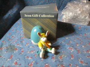 NIB (Open Pics) Avon Ornament Love-A-Bunny Collection Lunchtime Bunny - Picture 1 of 5