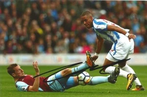 HUDDERSFIELD: MATHIAS ZANKA JORGENSEN FIRMADA 6x4 FOTO DE ACCIÓN + CERTIFICADO DE AUTENTICIDAD - Imagen 1 de 1