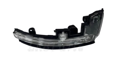 Land Rover Range LR4 RR SP Evoque Turn Signal Mirror Lamp Light Right LR027945 - Image 1 of 4