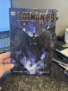Batman 89 DC Comics Book with Dust Cover 2022 - Picture 1 of 11