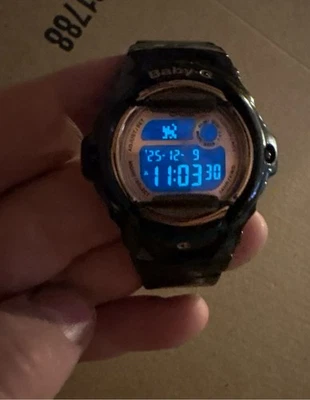 Reloj digital Casio Baby-G BG-169 negro y oro rosa para mujer Foto 1 de 3