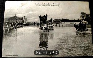 N° 92 PARIS INONDATIONS DE 1910 LE GUE DE L'ESPLANADE DES INVALIDES  Non Ecrite - Bild 1 von 2